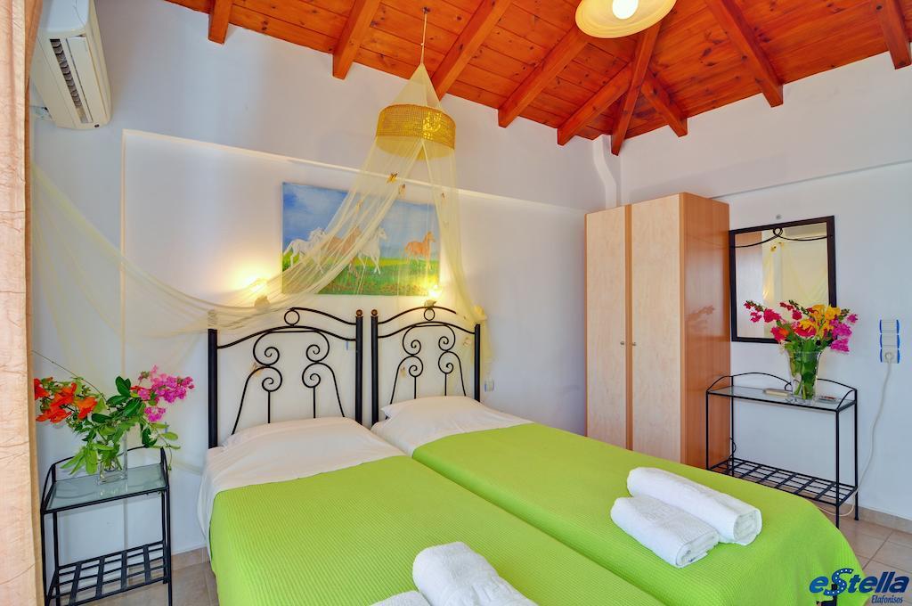 Estella Studios Elafonissos Ruang foto